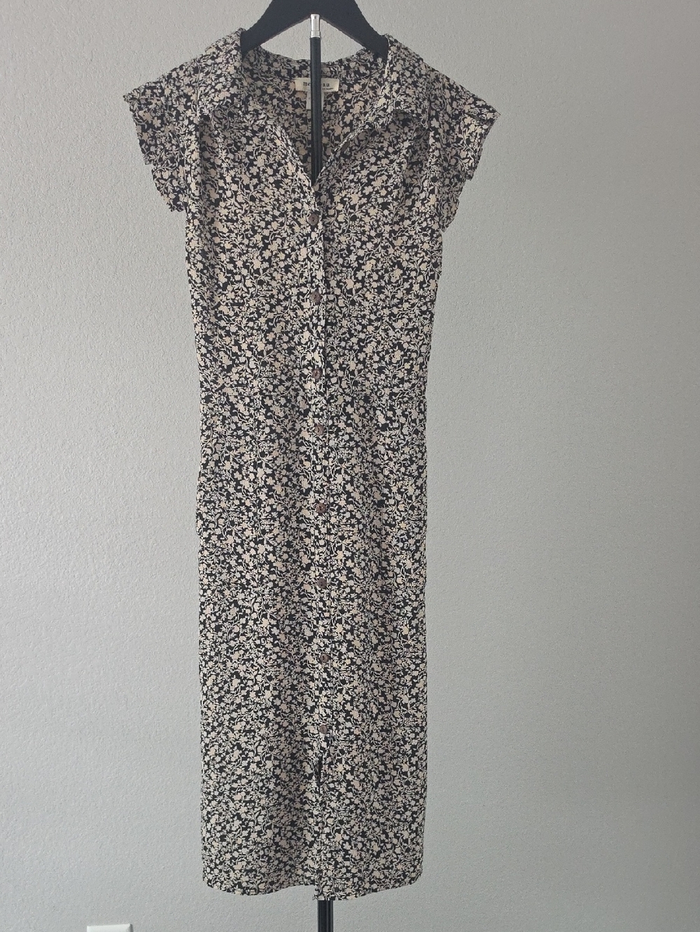 Monteau Floral Button-Front Midi Dress in Black & Cream
